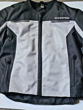 Motorcycle Jacket Scorpion Size M Dubble Layer with Armor